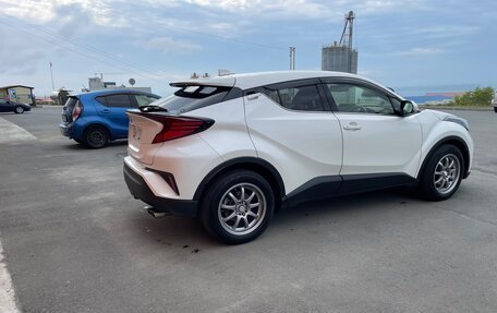 Toyota C-HR I рестайлинг, 2020 год, 2 450 000 рублей, 13 фотография