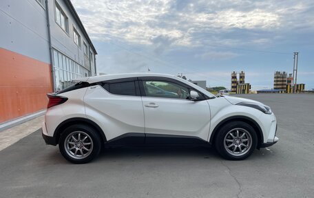Toyota C-HR I рестайлинг, 2020 год, 2 450 000 рублей, 14 фотография