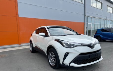 Toyota C-HR I рестайлинг, 2020 год, 2 450 000 рублей, 17 фотография