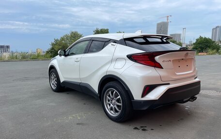 Toyota C-HR I рестайлинг, 2020 год, 2 450 000 рублей, 11 фотография