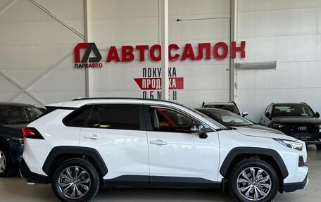 Toyota RAV4, 2025 год, 3 800 000 рублей, 4 фотография