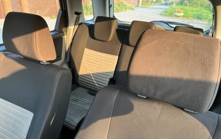 Suzuki SX4 II рестайлинг, 2010 год, 800 000 рублей, 17 фотография