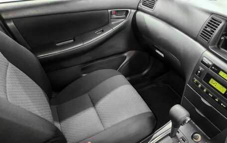 Toyota Corolla, 2003 год, 700 000 рублей, 12 фотография