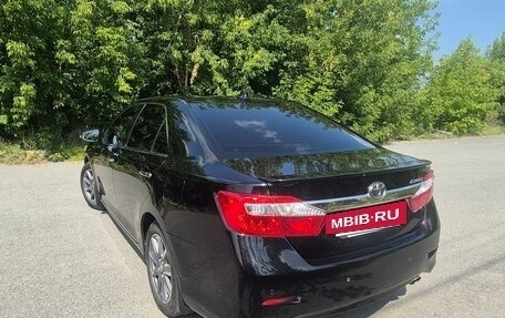 Toyota Camry, 2012 год, 1 820 000 рублей, 5 фотография
