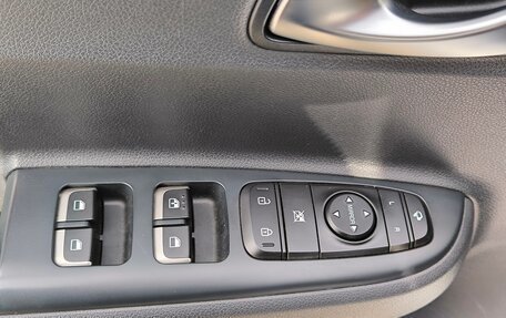 KIA Rio IV, 2022 год, 1 780 000 рублей, 10 фотография