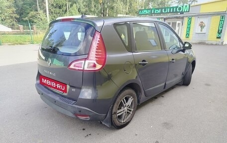 Renault Scenic III, 2010 год, 650 000 рублей, 3 фотография