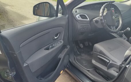Renault Scenic III, 2010 год, 650 000 рублей, 8 фотография