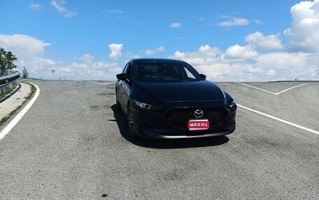 Mazda 3, 2021 год, 1 680 000 рублей, 1 фотография
