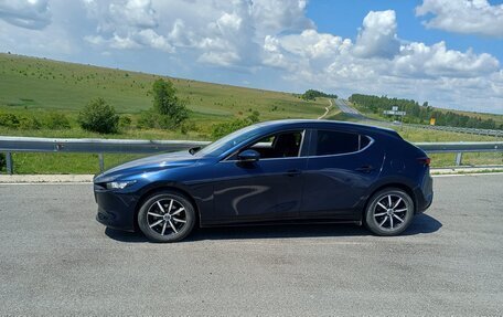Mazda 3, 2021 год, 1 680 000 рублей, 10 фотография