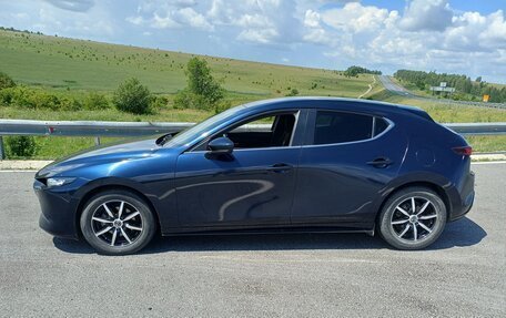 Mazda 3, 2021 год, 1 680 000 рублей, 9 фотография