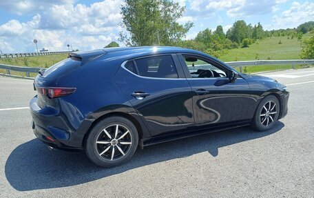 Mazda 3, 2021 год, 1 680 000 рублей, 13 фотография
