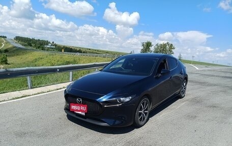 Mazda 3, 2021 год, 1 680 000 рублей, 8 фотография