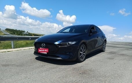 Mazda 3, 2021 год, 1 680 000 рублей, 7 фотография