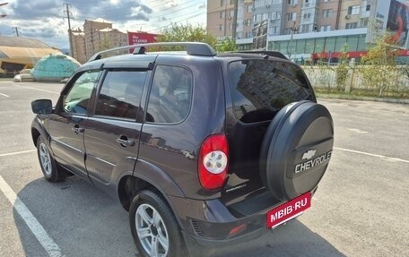 Chevrolet Niva I рестайлинг, 2018 год, 730 000 рублей, 10 фотография