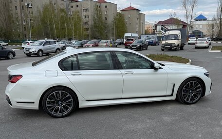 BMW 7 серия, 2020 год, 7 100 000 рублей, 3 фотография