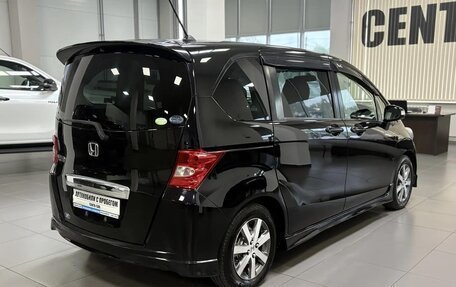 Honda Freed I, 2010 год, 885 000 рублей, 5 фотография