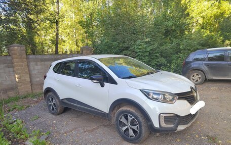 Renault Kaptur I рестайлинг, 2019 год, 1 139 000 рублей, 2 фотография