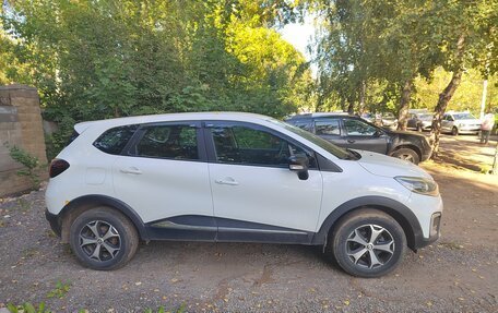 Renault Kaptur I рестайлинг, 2019 год, 1 139 000 рублей, 5 фотография