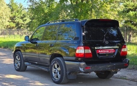 Toyota Land Cruiser 100 рестайлинг 2, 2002 год, 1 690 000 рублей, 6 фотография
