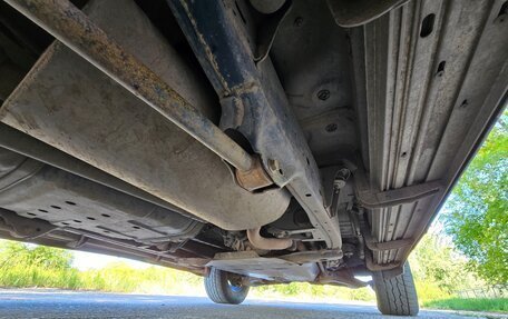 Toyota Land Cruiser 100 рестайлинг 2, 2002 год, 1 690 000 рублей, 32 фотография