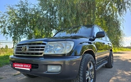 Toyota Land Cruiser 100 рестайлинг 2, 2002 год, 1 690 000 рублей, 27 фотография