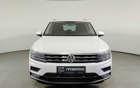 Volkswagen Tiguan II, 2018 год, 2 650 000 рублей, 2 фотография