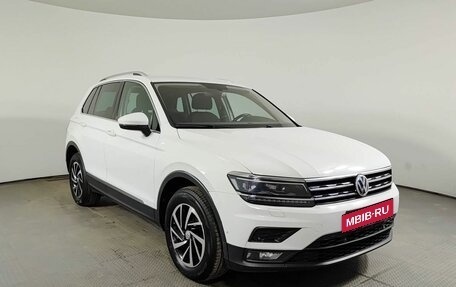 Volkswagen Tiguan II, 2018 год, 2 650 000 рублей, 3 фотография