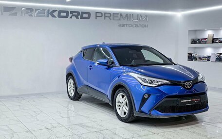 Toyota C-HR I рестайлинг, 2020 год, 3 190 000 рублей, 3 фотография