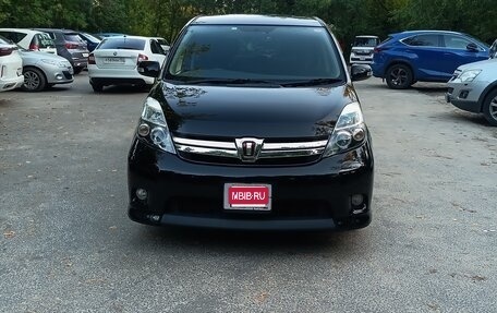 Toyota ISis I, 2013 год, 1 610 000 рублей, 1 фотография