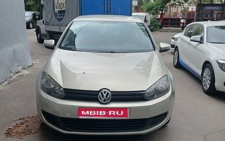 Volkswagen Golf VI, 2012 год, 800 000 рублей, 1 фотография