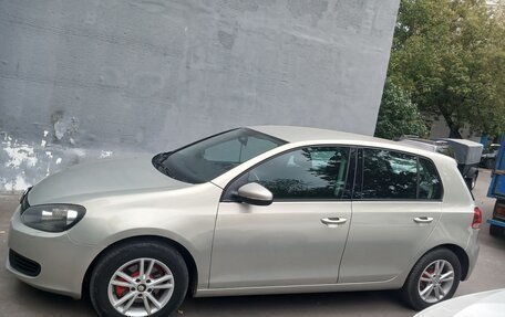 Volkswagen Golf VI, 2012 год, 800 000 рублей, 2 фотография