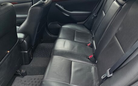 Toyota Avensis III рестайлинг, 2004 год, 900 000 рублей, 10 фотография