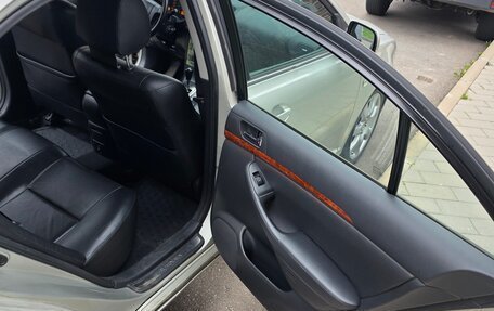 Toyota Avensis III рестайлинг, 2004 год, 900 000 рублей, 13 фотография