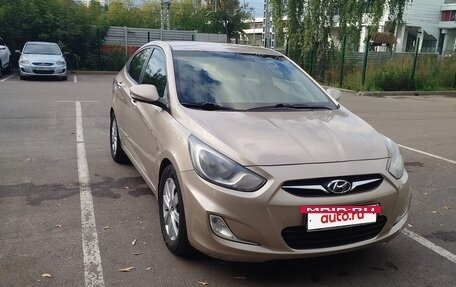 Hyundai Solaris II рестайлинг, 2012 год, 925 000 рублей, 2 фотография