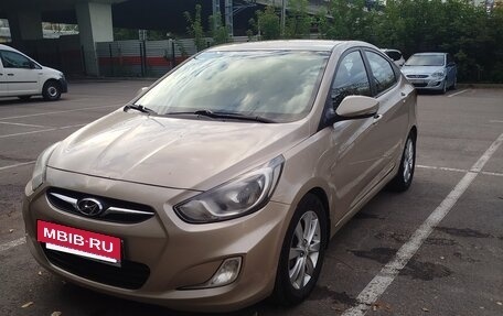 Hyundai Solaris II рестайлинг, 2012 год, 925 000 рублей, 4 фотография