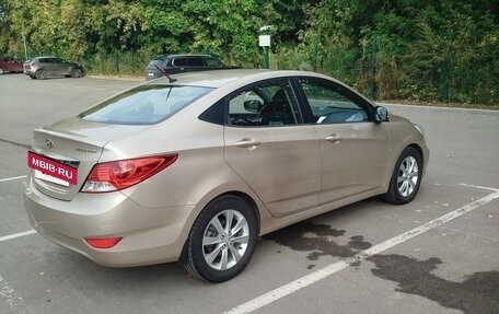 Hyundai Solaris II рестайлинг, 2012 год, 925 000 рублей, 10 фотография