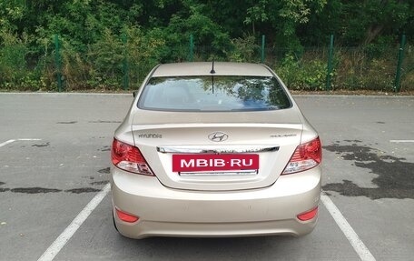 Hyundai Solaris II рестайлинг, 2012 год, 925 000 рублей, 8 фотография