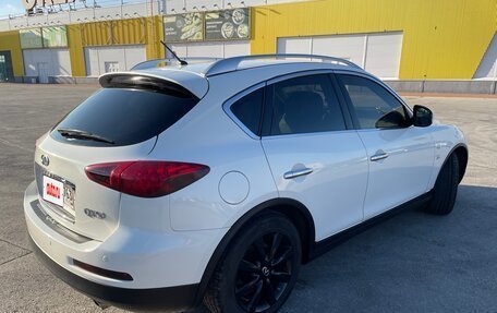 Infiniti QX50 I рестайлинг, 2013 год, 2 000 000 рублей, 14 фотография