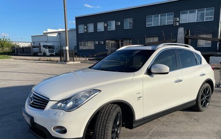 Infiniti QX50 I рестайлинг, 2013 год, 2 000 000 рублей, 16 фотография