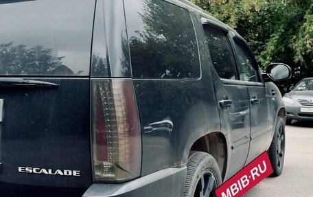 Cadillac Escalade III, 2008 год, 1 300 000 рублей, 4 фотография