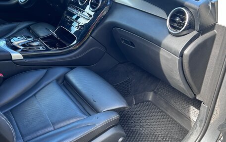 Mercedes-Benz GLC, 2018 год, 4 500 000 рублей, 15 фотография