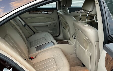 Mercedes-Benz CLS, 2012 год, 2 230 000 рублей, 13 фотография