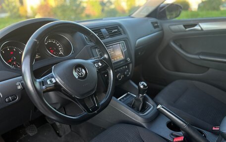 Volkswagen Jetta VI, 2015 год, 990 000 рублей, 16 фотография