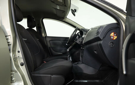 Renault Sandero II рестайлинг, 2016 год, 799 000 рублей, 21 фотография