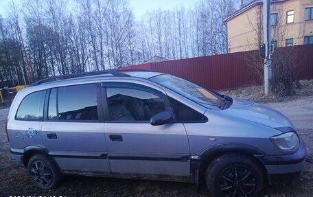 Opel Zafira A рестайлинг, 2001 год, 150 000 рублей, 4 фотография