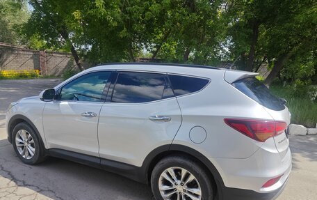 Hyundai Santa Fe III рестайлинг, 2016 год, 2 200 000 рублей, 13 фотография