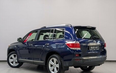 Toyota Highlander III, 2012 год, 2 750 000 рублей, 4 фотография