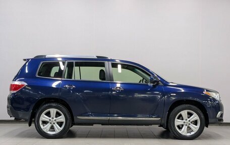 Toyota Highlander III, 2012 год, 2 750 000 рублей, 12 фотография