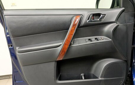 Toyota Highlander III, 2012 год, 2 750 000 рублей, 13 фотография