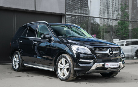 Mercedes-Benz M-Класс, 2015 год, 2 150 000 рублей, 3 фотография